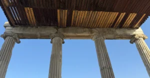 Aydın’da Antik Kent Gezisi Nasıl Planlanır? Afrodisias, Nysa ve Priene İçin Rota Rehberi