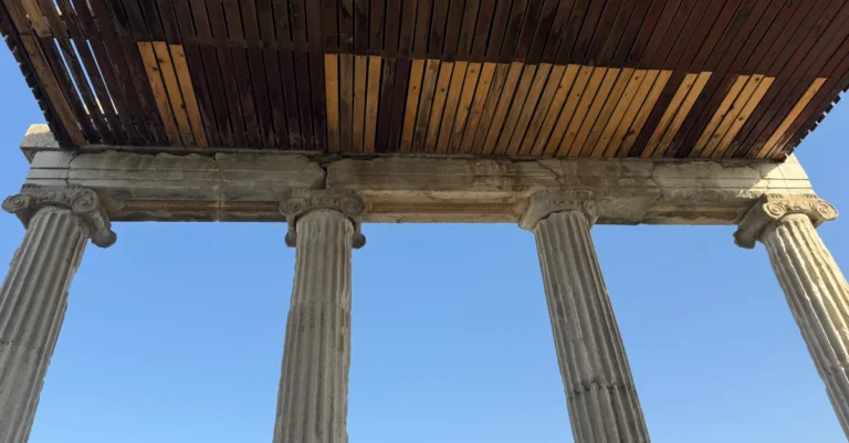 Aydın’da Antik Kent Gezisi Nasıl Planlanır? Afrodisias, Nysa ve Priene İçin Rota Rehberi