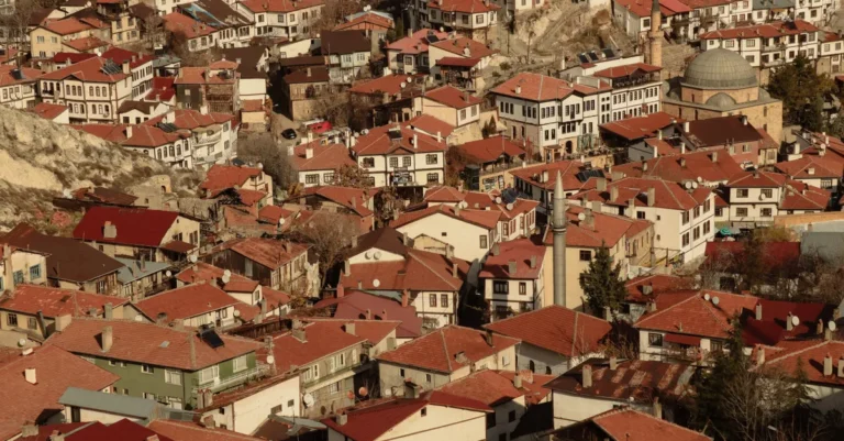 Beypazarı mı Nallıhan mı? Ankara’dan Hafta Sonu Kaçamağı İçin Doğru İlçe Seçimi