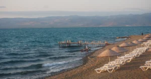 Bursa’da İznik’te 1 Günde Ne Yapılır? Tarihî Yarımada ve Göl Çevresi Rotası