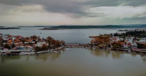 Bursa’dan İznik’e Günübirlik Gezi Nasıl Planlanır? Tarihî Merkez, Göl ve Müze Rotası