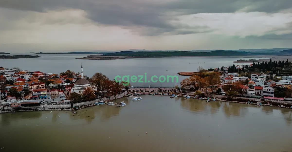 Bursa’dan İznik’e Günübirlik Gezi Nasıl Planlanır? Tarihî Merkez, Göl ve Müze Rotası