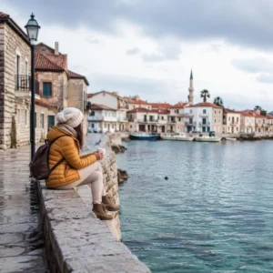 Foça Kışın Gezilir mi? Eski Foça’da Sakin Bir Gün İçin Rota ve Planlama