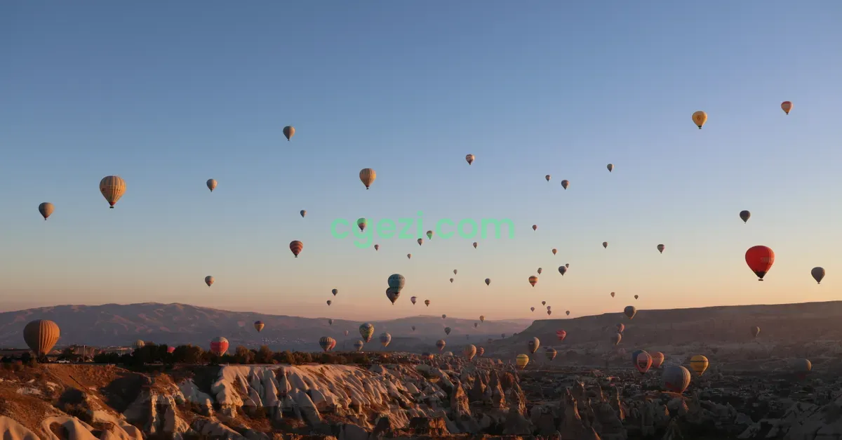 Kapadokya’da Balonlar Nereden İzlenir? Seyir Noktası Seçme Rehberi