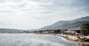 Mersin’de Denize Girmek İçin Hangi İlçe Seçilmeli? Erdemli, Silifke ve Anamur Karşılaştırması