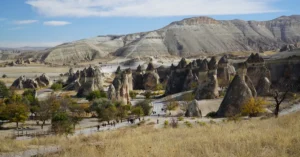Nevşehir’de Balonsuz Kapadokya Gezisi Nasıl Planlanır? Vadiler ve Yeraltı Şehirleri İçin Rota