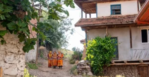 Vakıflı Köyü’ne Nasıl Gidilir? Hatay Samandağ Çevresinde Ulaşım ve Gezi Planı