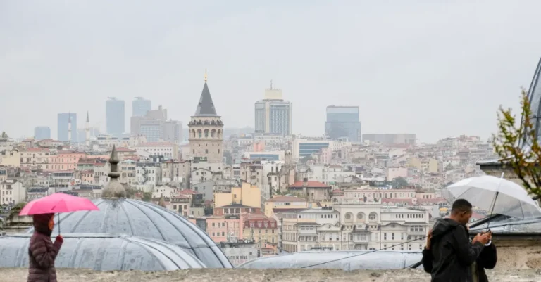 Rize’de Yağmurlu Havada Nereye Gidilir? Kapalı ve Kısa Yürüyüşlü Gezi Rotası