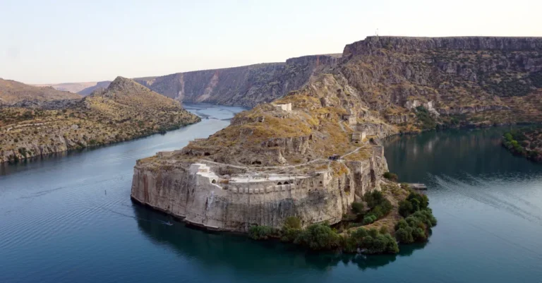 Rumkale Karadan Gezilir mi? Yavuzeli Üzerinden Ulaşım, Seyir Noktaları ve Gezi Planı