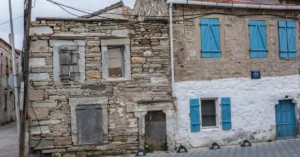 Savur’da Gezilecek Yerler: Tarihî Konaklar ve Eski Çarşı İçin Yürüyüş Planı